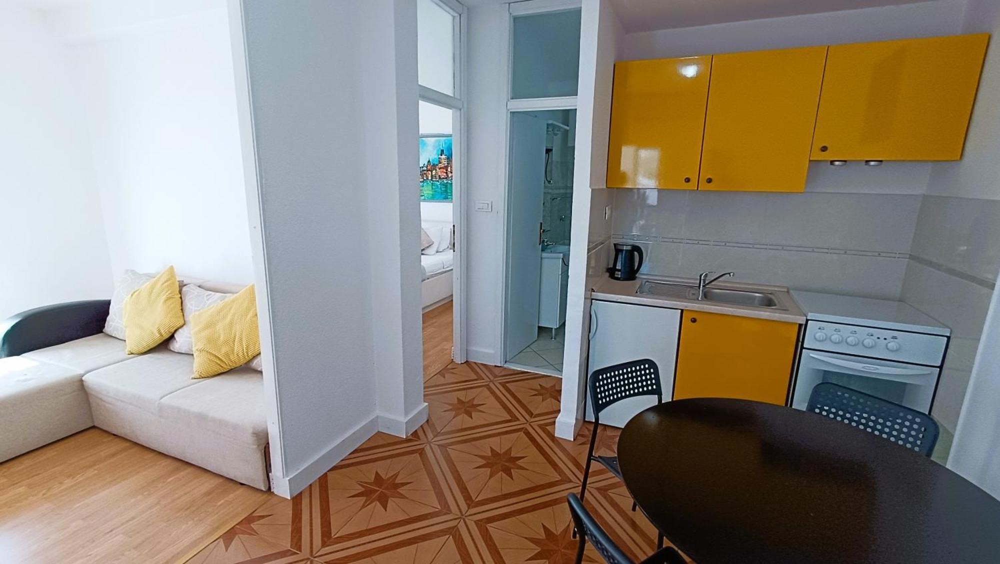 Apartments Ella Makarska Esterno foto