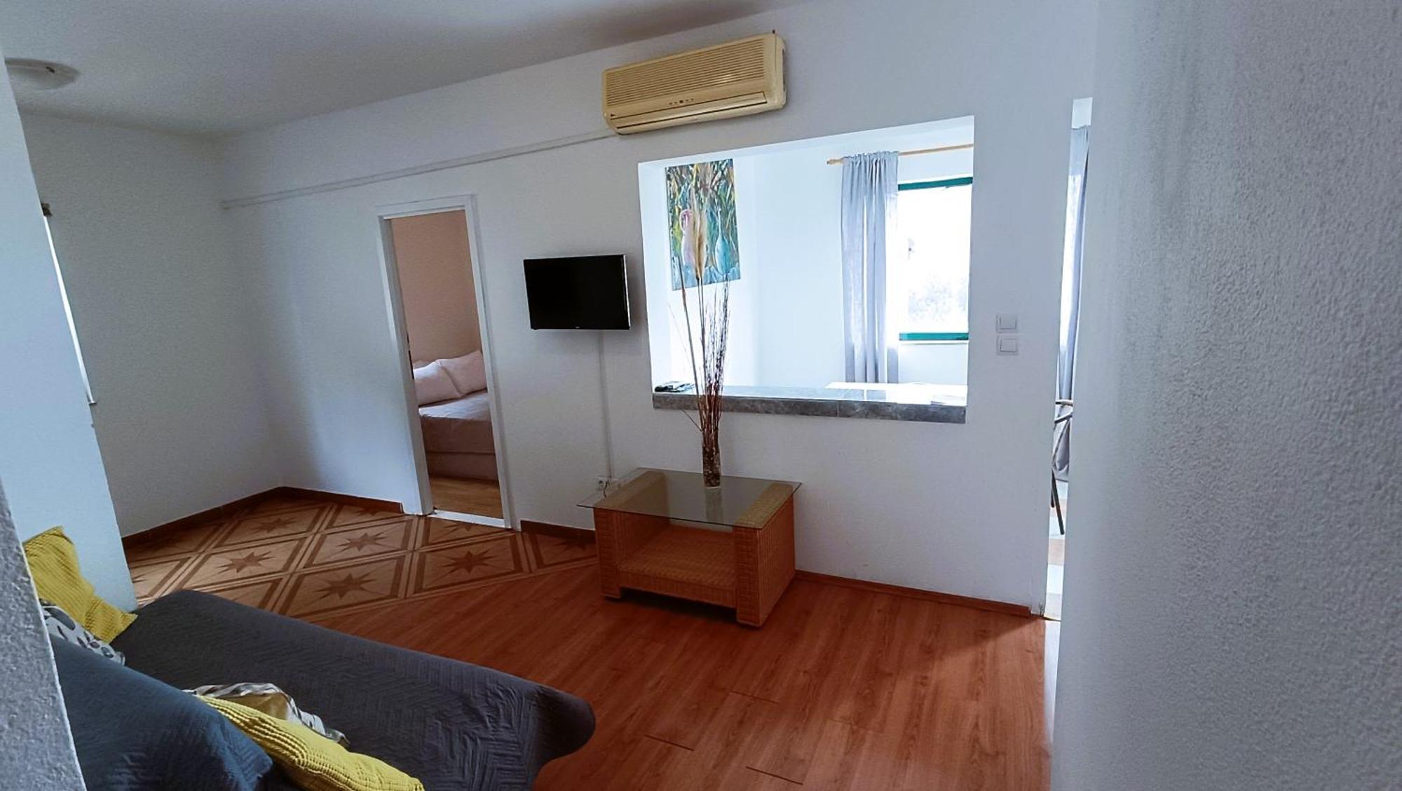 Apartments Ella Makarska Esterno foto