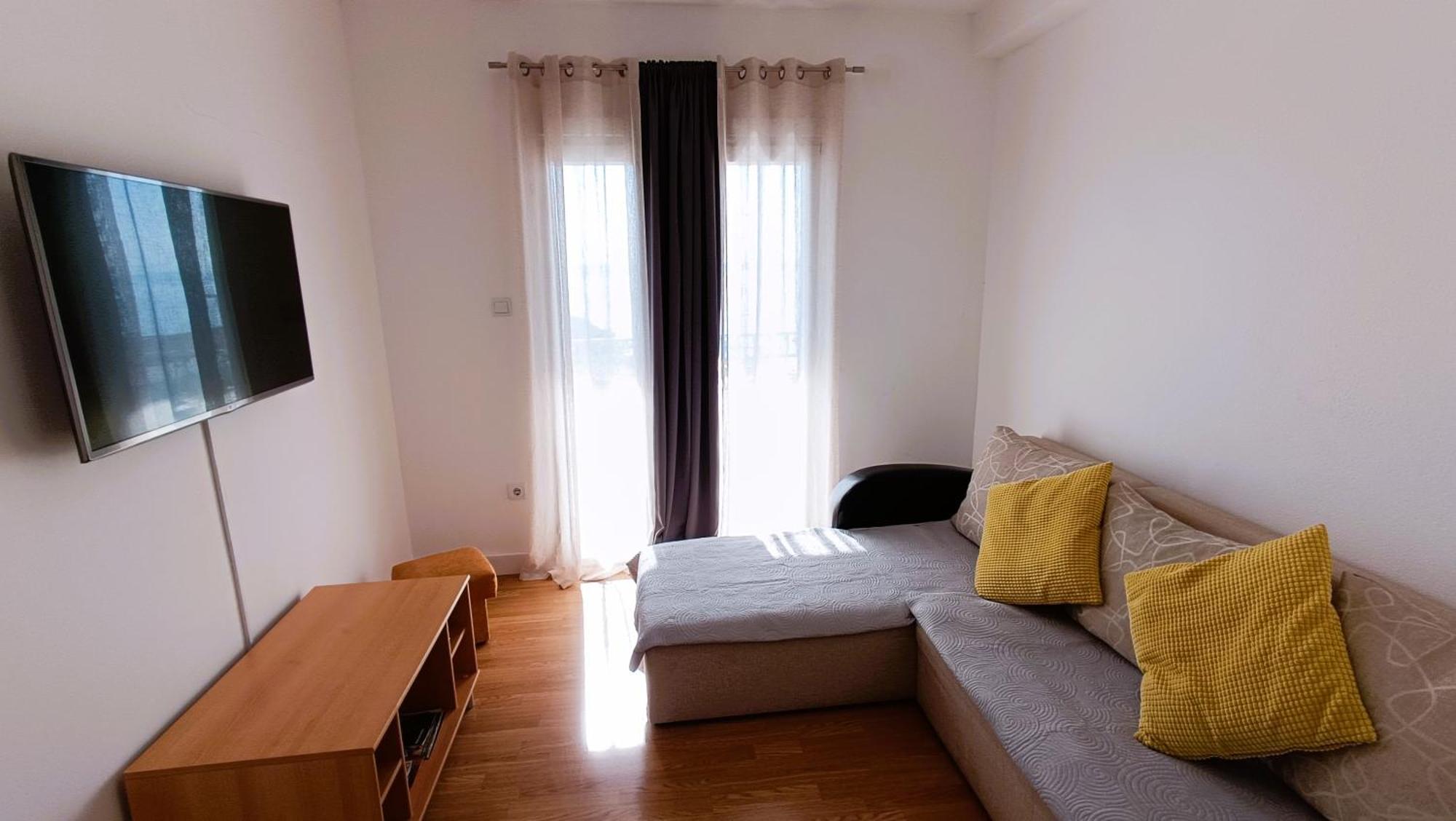 Apartments Ella Makarska Esterno foto
