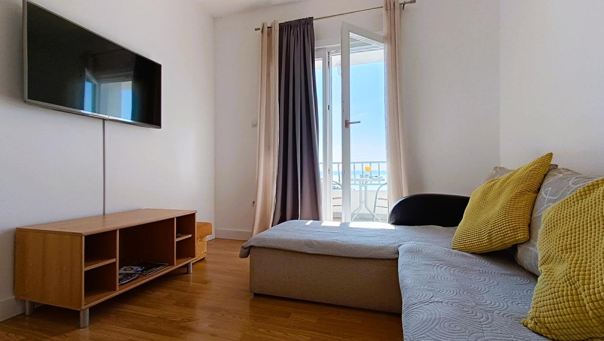 Apartments Ella Makarska Esterno foto